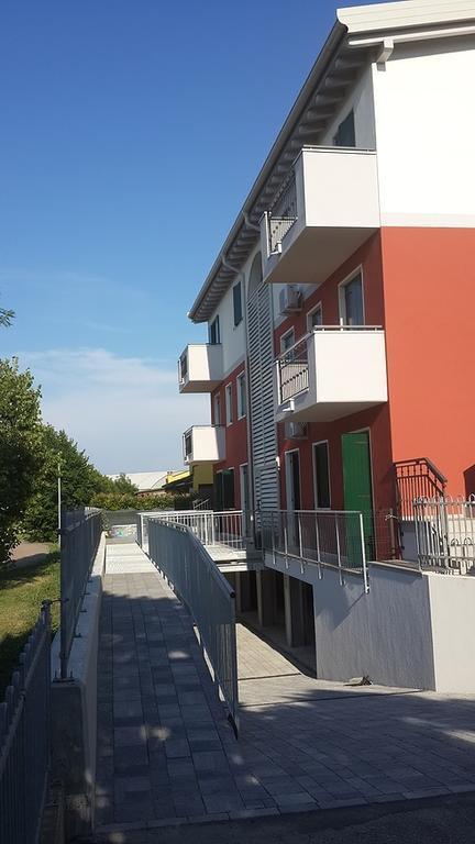 Appartamento La Casa di Giò Caorle Esterno foto