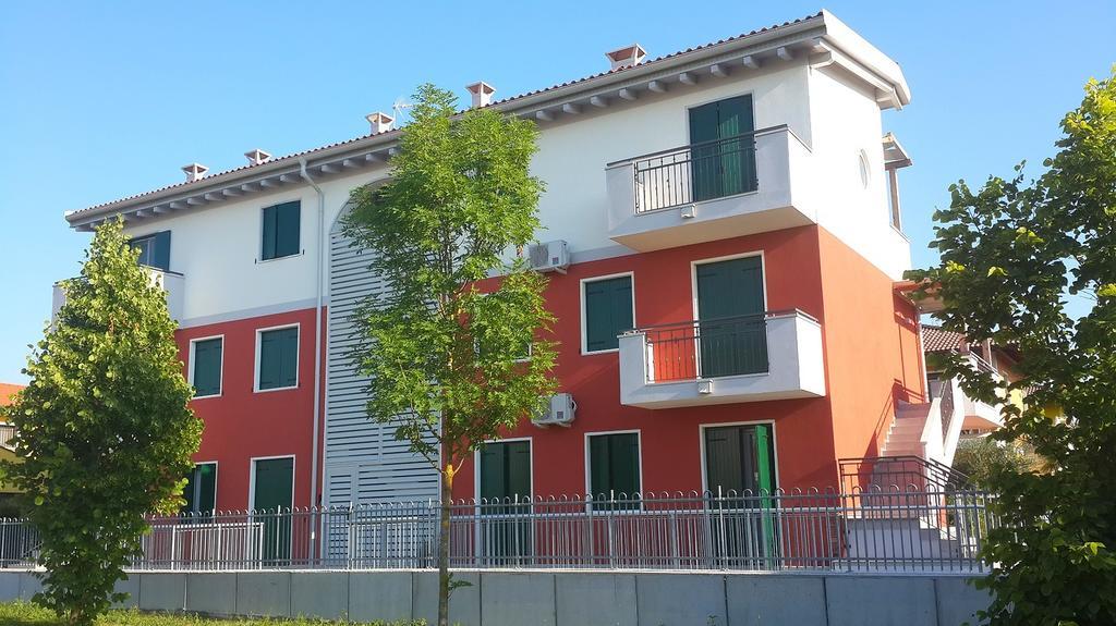 Appartamento La Casa di Giò Caorle Esterno foto